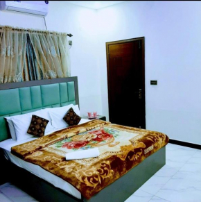 Galaxy Guest House Near Millennium Mall